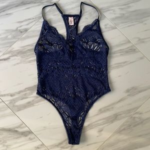 Victoria Secret One Piece Lingerie Bodysuit Navy Lace Size Small New